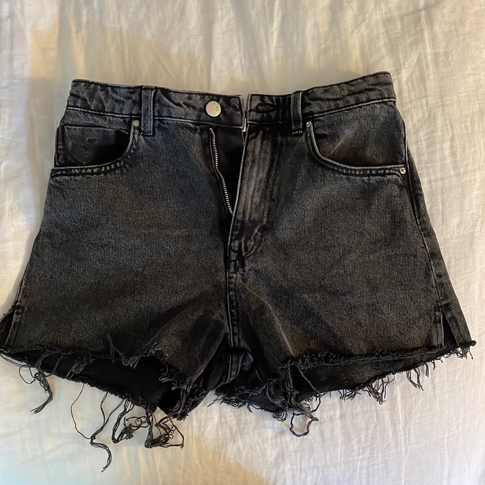 Zara black jean shorts, size 4